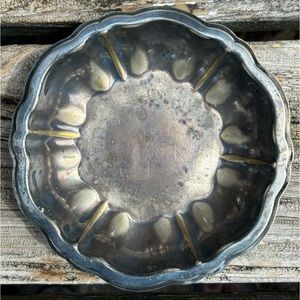 Vintage Wm. A. Rogers by Oneida LTD. Silversmith Silver Dish Scalloped Design